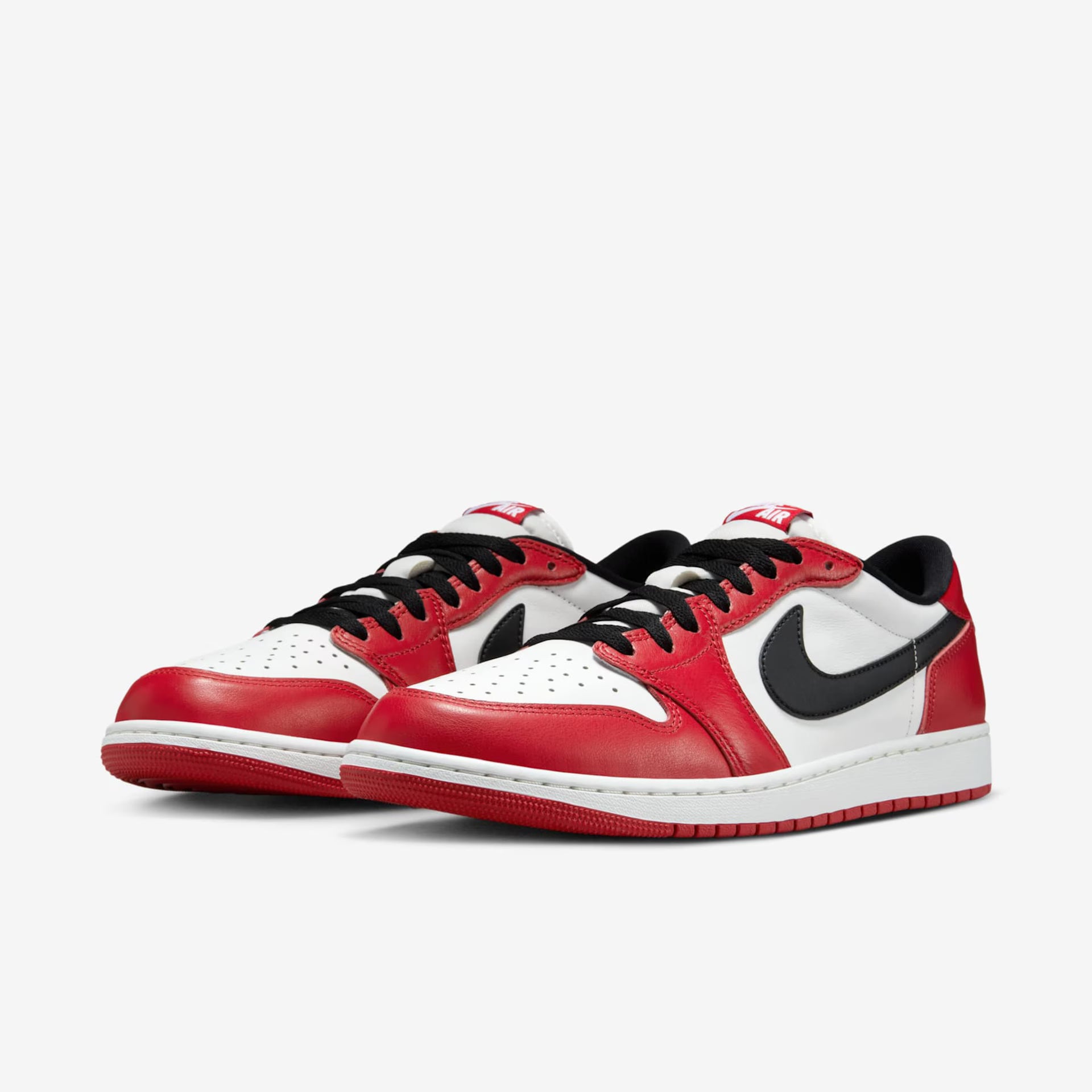 Air Jordan 1 Low OG Chicago