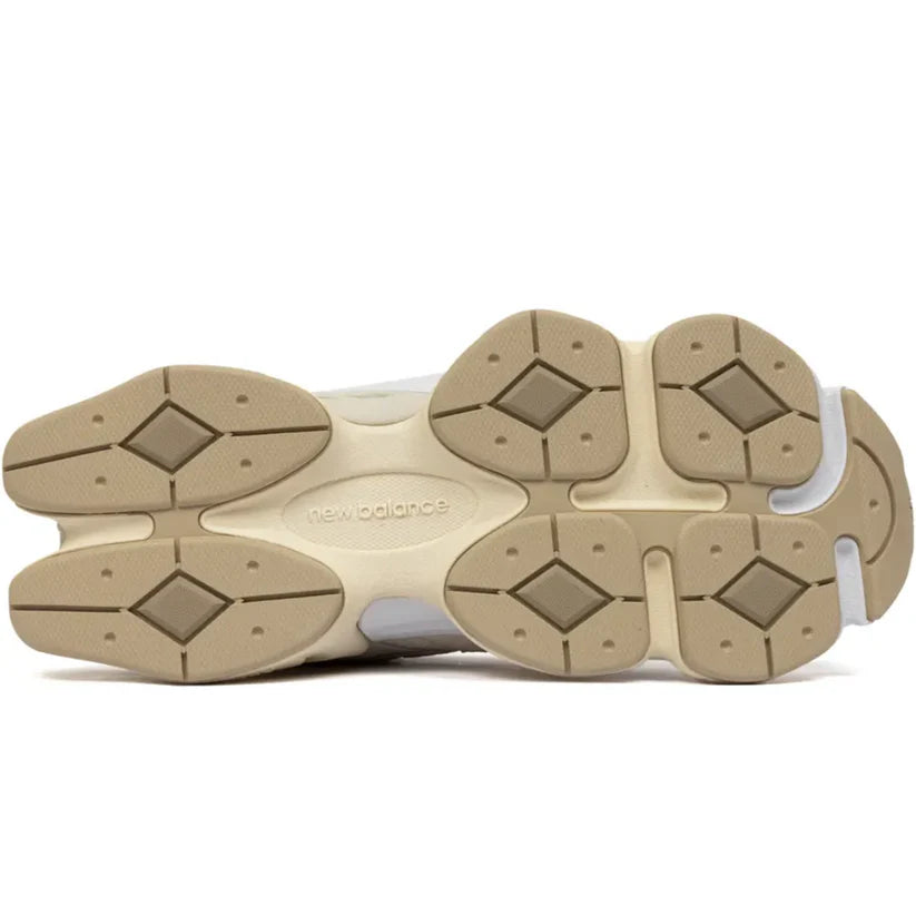 New Balance 9060 sea salt brown